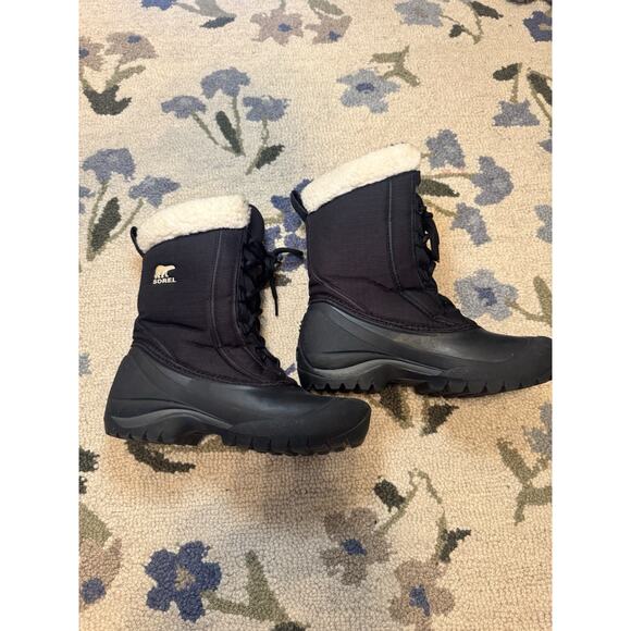Sorel Women’s Size 7 Winter Boots, Waterproof & Insulated, Excellent main image 4